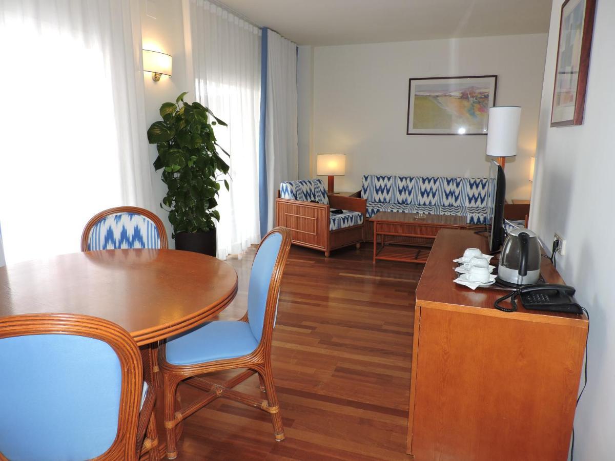 Estival Park Silmar Hotel La Pineda Bagian luar foto